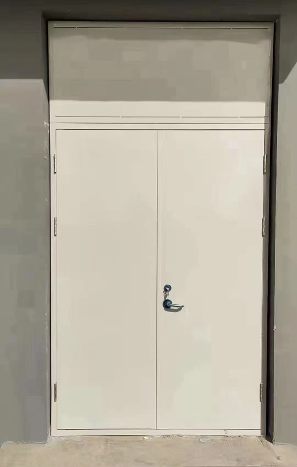 展览馆项目完成大跨度同德防火门安装